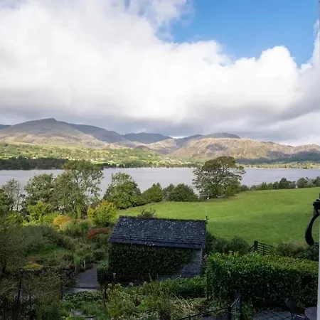 Ferienhaus The Coachmans Quarters At Brantwood, With Stunning Views And Access
