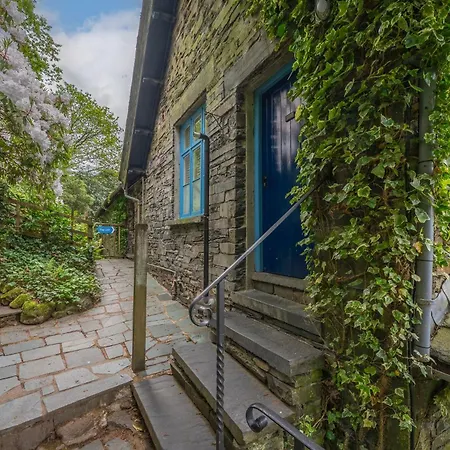 The Coachmans Quarters At Brantwood, With Stunning Views And Access